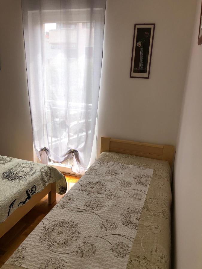 Vito & Rocco Apartment Malinska Bagian luar foto