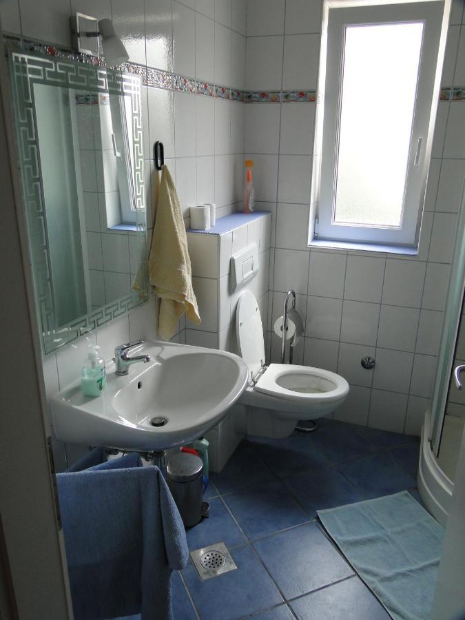 Vito & Rocco Apartment Malinska Ruang foto