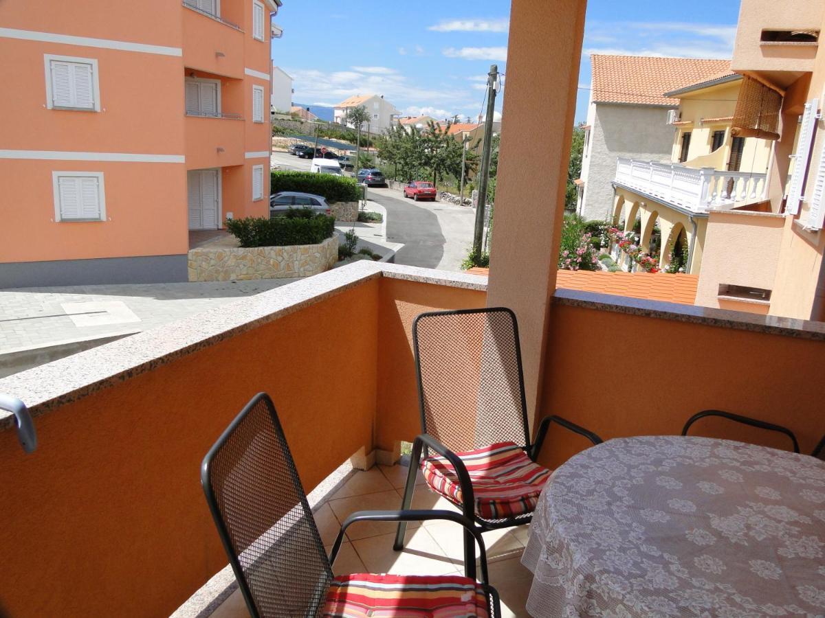 Vito & Rocco Apartment Malinska Ruang foto