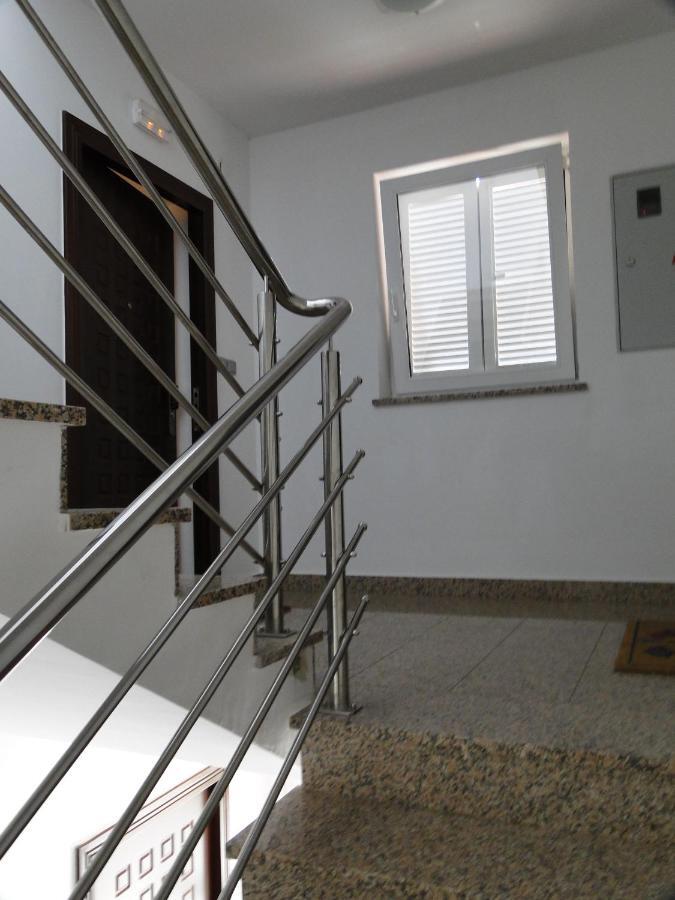 Vito & Rocco Apartment Malinska Ruang foto